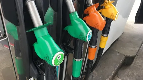 Comment ont évolué les prix des carburants en 2021 dans la région ? 